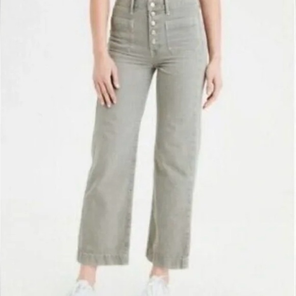 American Eagle outfitters wide leg crop jeans with butterfly closure size 4 - Picture 1 of 14